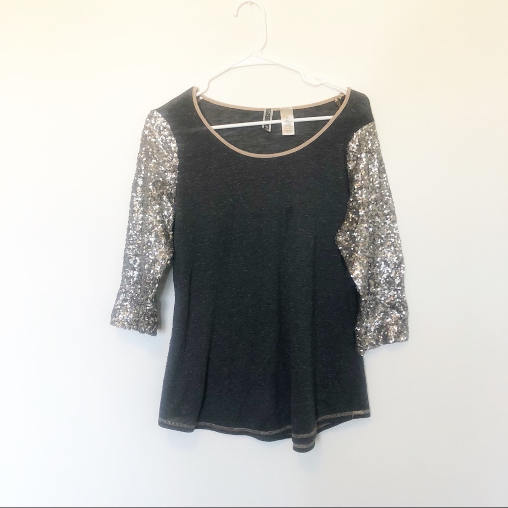 BKE sequin sleeve top XL